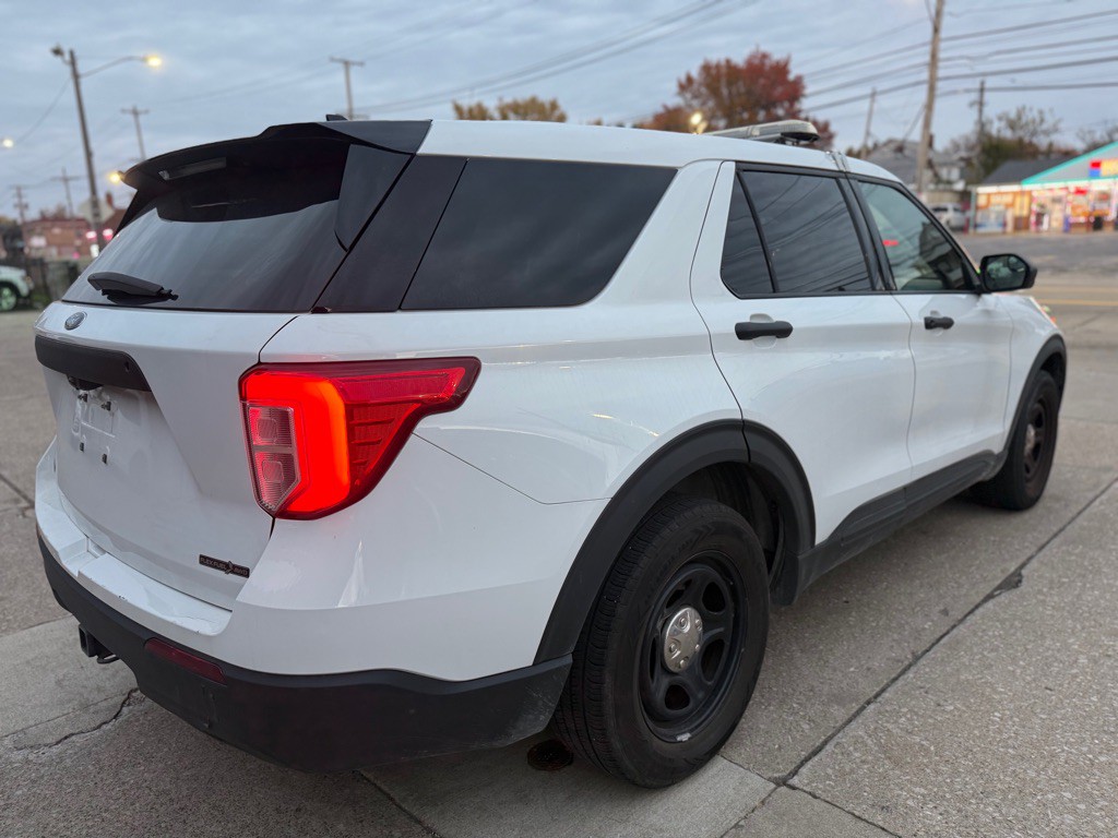 2020 Ford Explorer Image 5