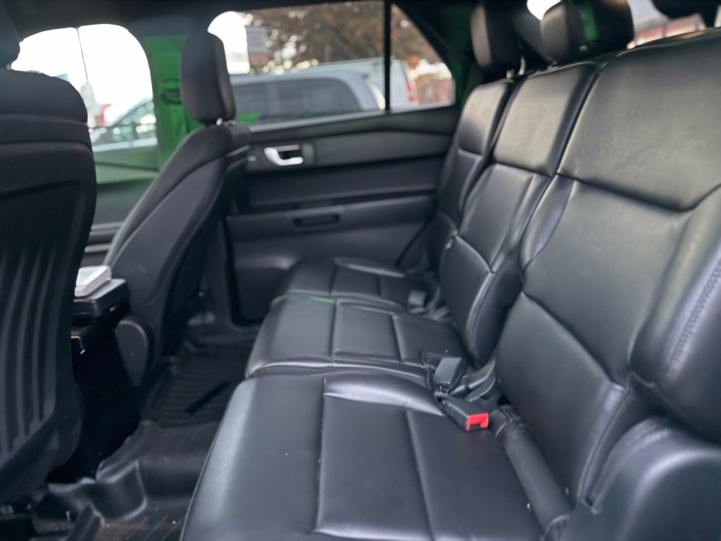 2020 Ford Explorer Image 13