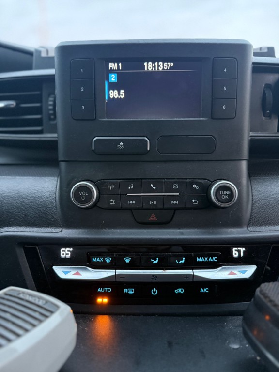 2020 Ford Explorer Image 19