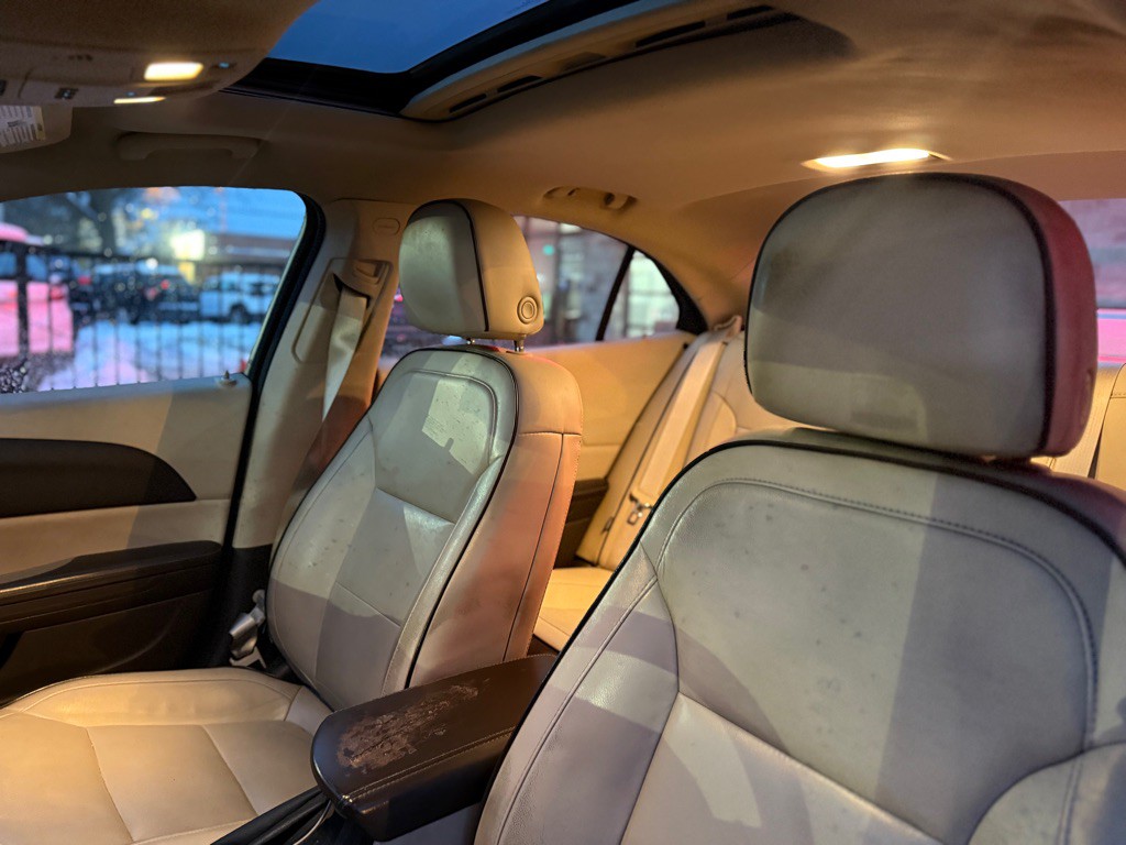 2015 Chevrolet Malibu Image 12