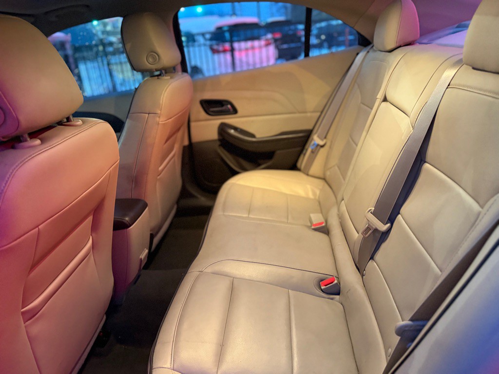 2015 Chevrolet Malibu Image 13