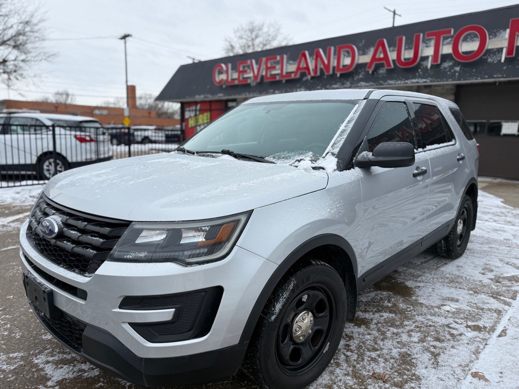 2019 Ford Explorer Image 1
