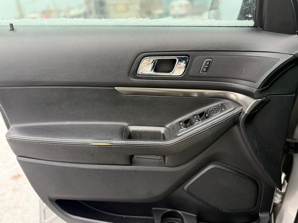 2019 Ford Explorer Image 10