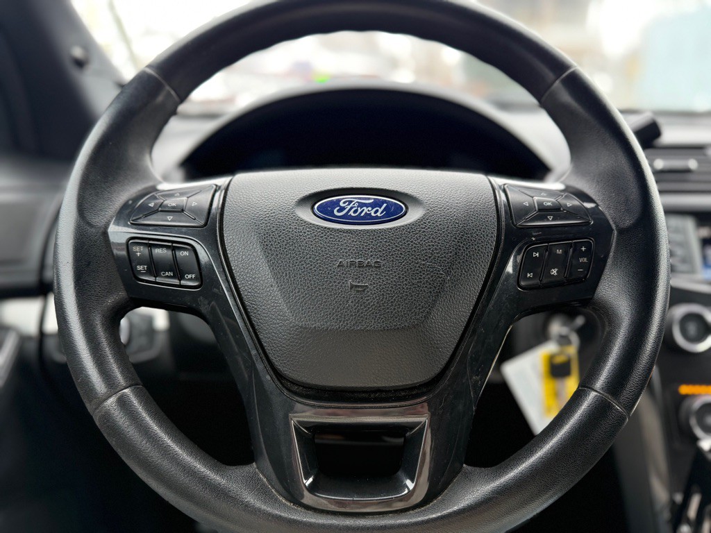 2019 Ford Explorer Image 18