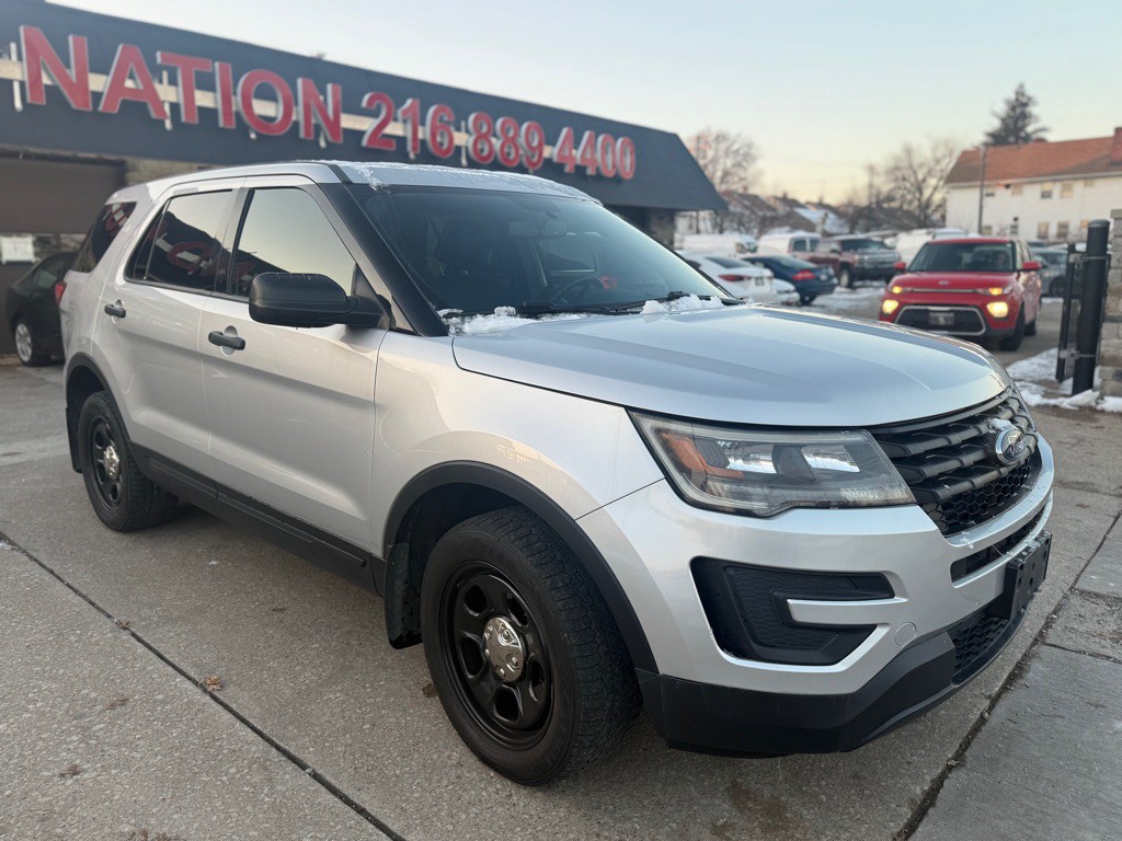 2017 Ford Explorer Image 8