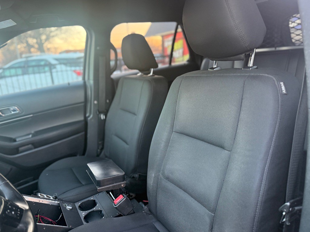 2017 Ford Explorer Image 13