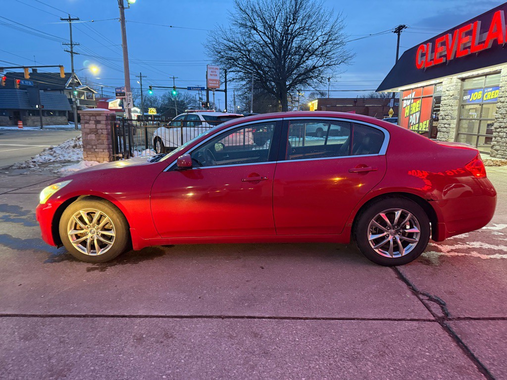 2007 INFINITI G35 Image 2