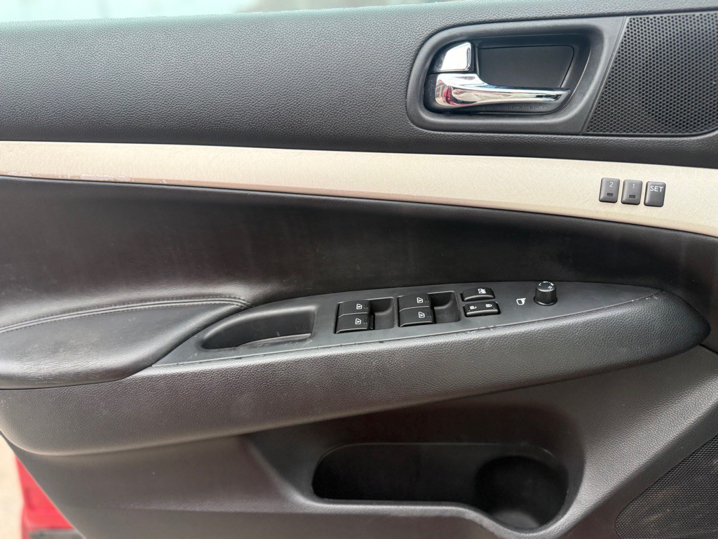 2007 INFINITI G35 Image 8