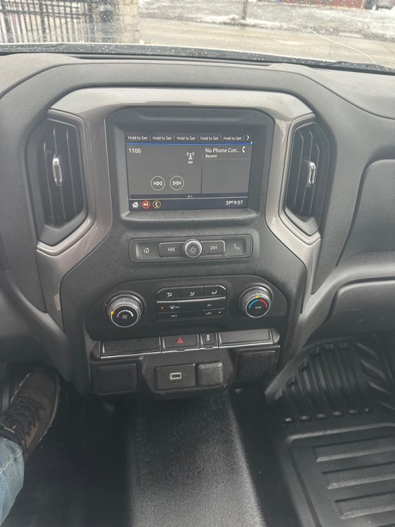 2019 Chevrolet Silverado 1500 Image 11