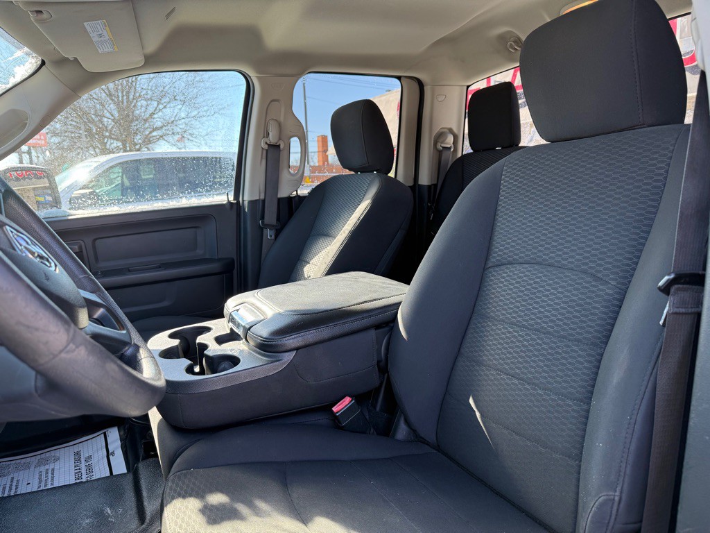 2019 RAM 1500 Image 5