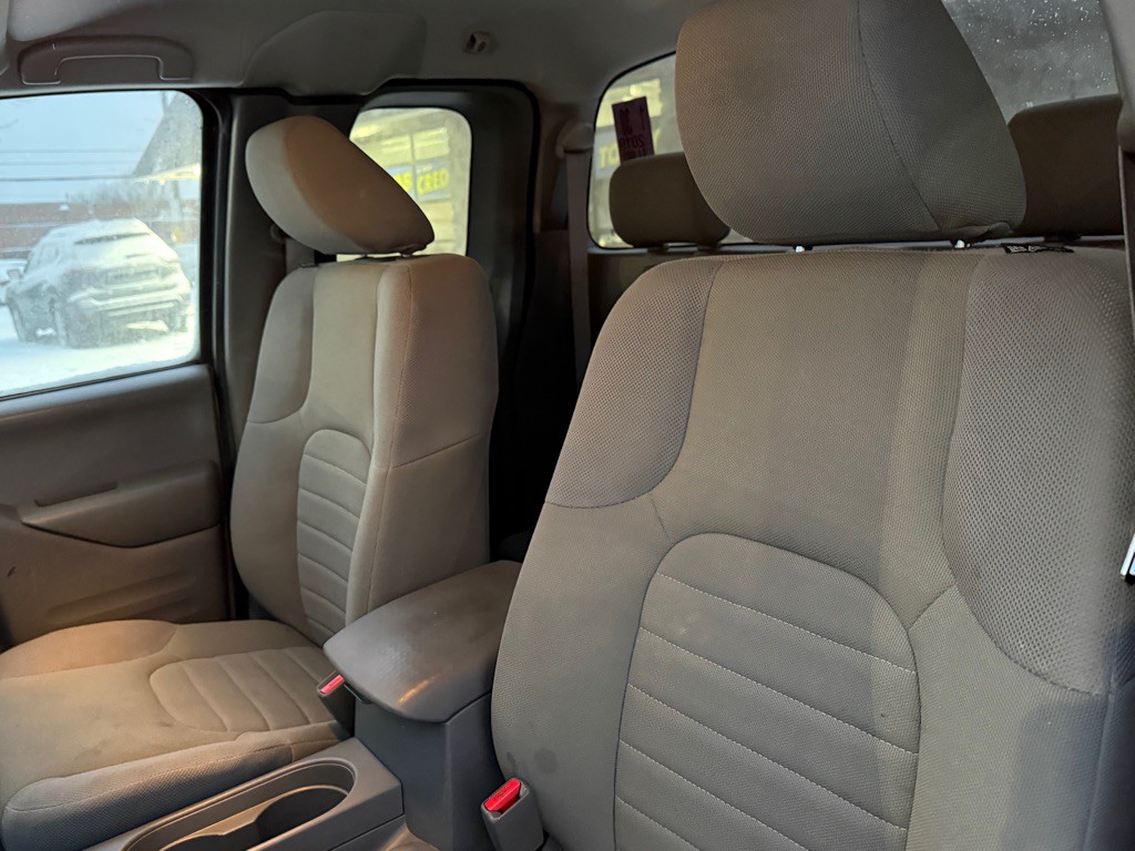 2019 Nissan Frontier Image 9