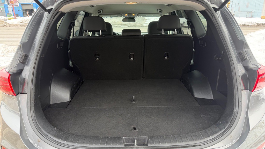 2019 Hyundai Santa Fe Image 9
