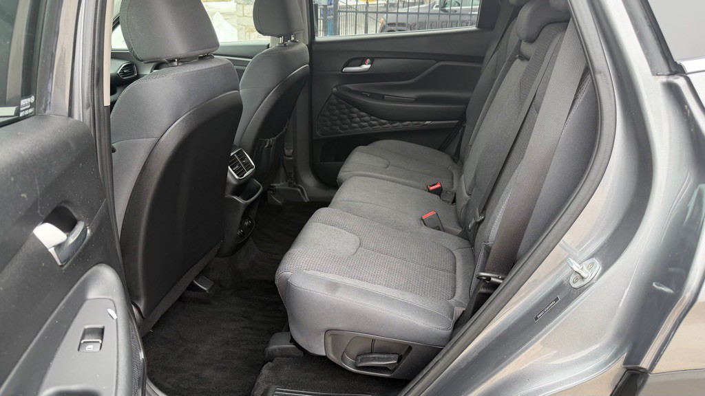 2019 Hyundai Santa Fe Image 12