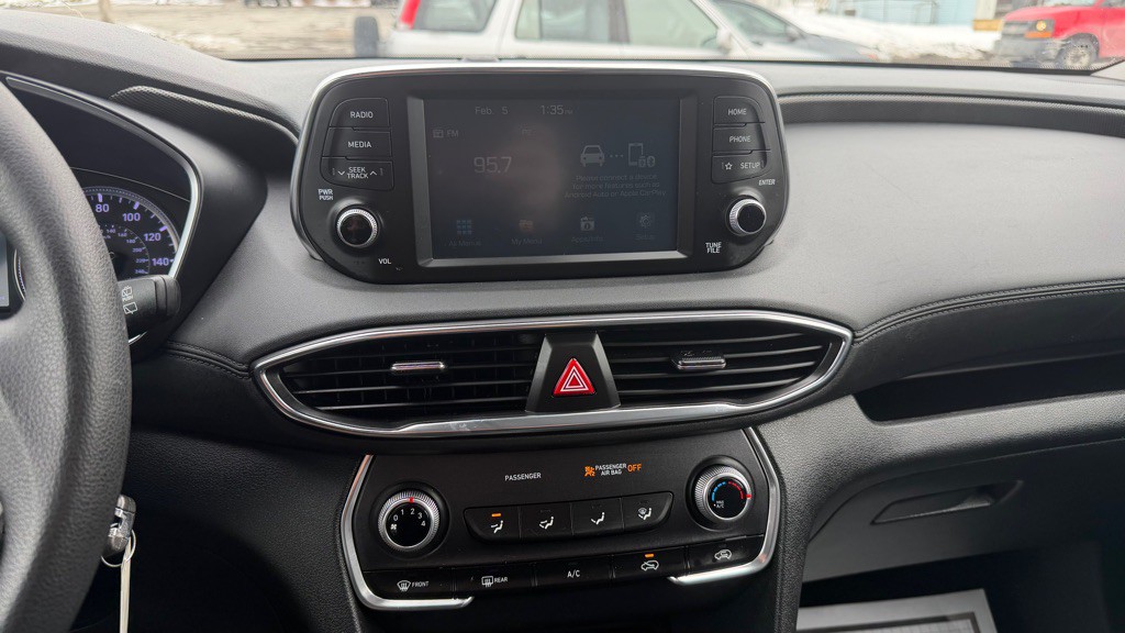 2019 Hyundai Santa Fe Image 20