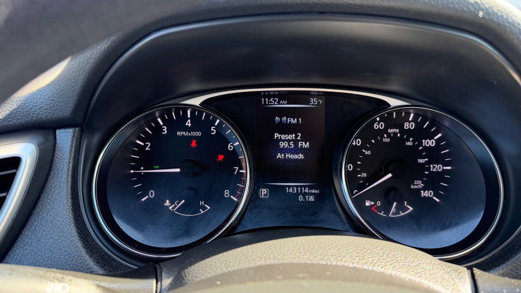 2014 Nissan Rogue Image 17