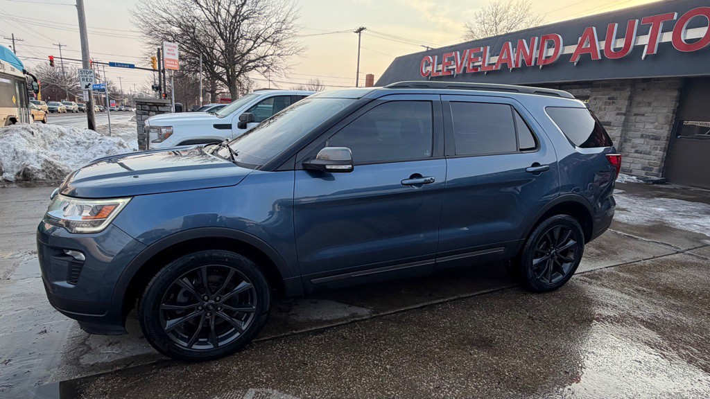 2018 Ford Explorer Image 2