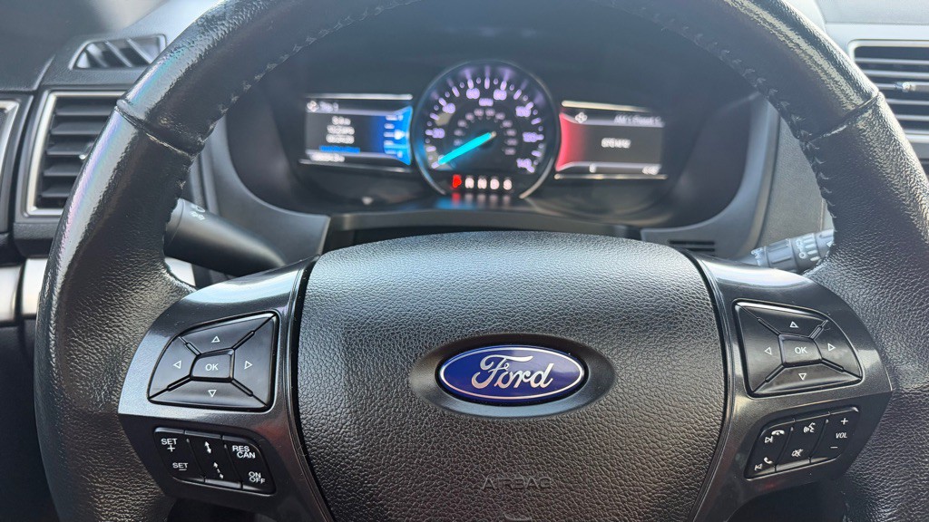 2018 Ford Explorer Image 20