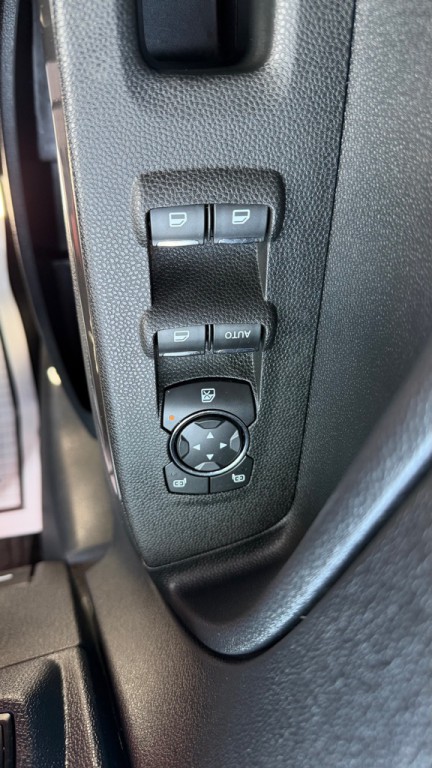 2020 Ford Econoline Image 17