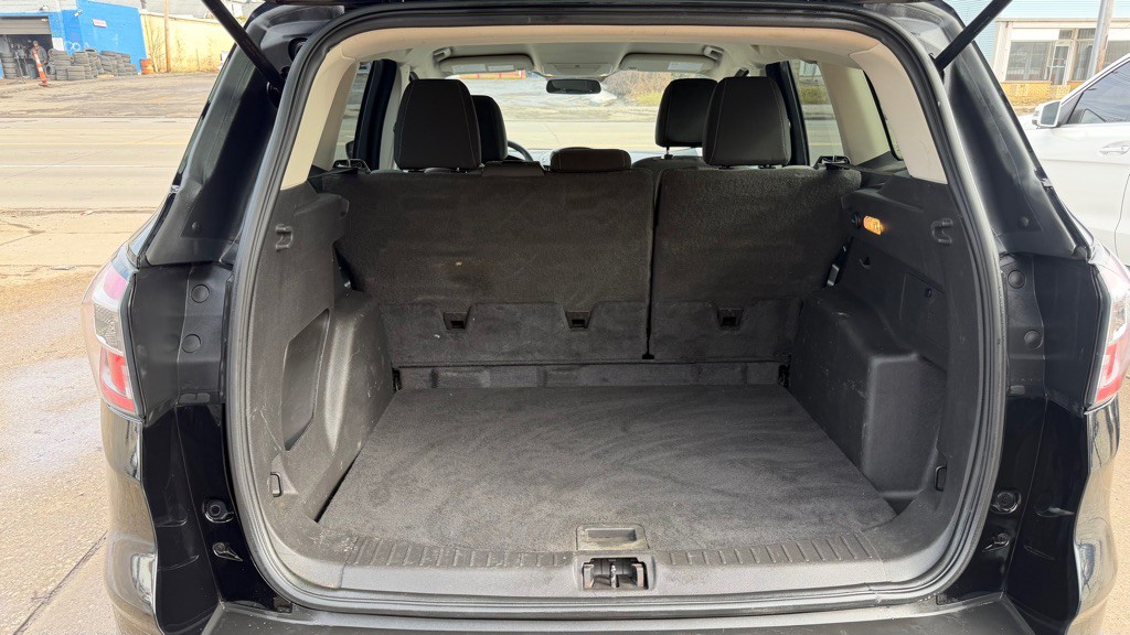 2017 Ford Escape Image 9