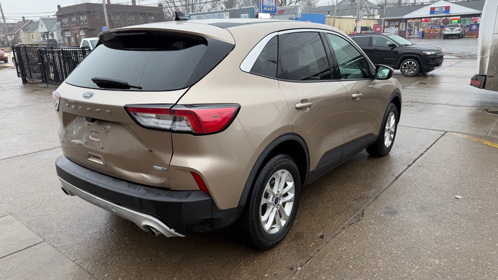 2020 Ford Escape Image 5