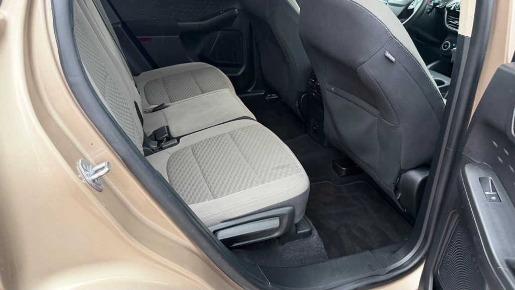 2020 Ford Escape Image 9