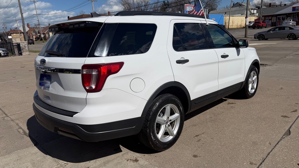2018 Ford Explorer Image 5