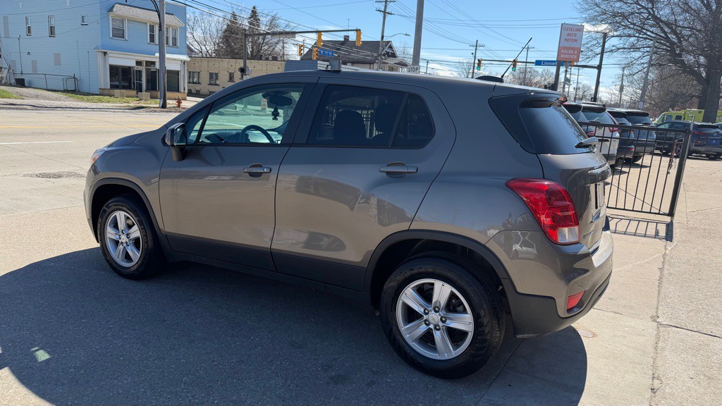 2022 Chevrolet Trax Image 3