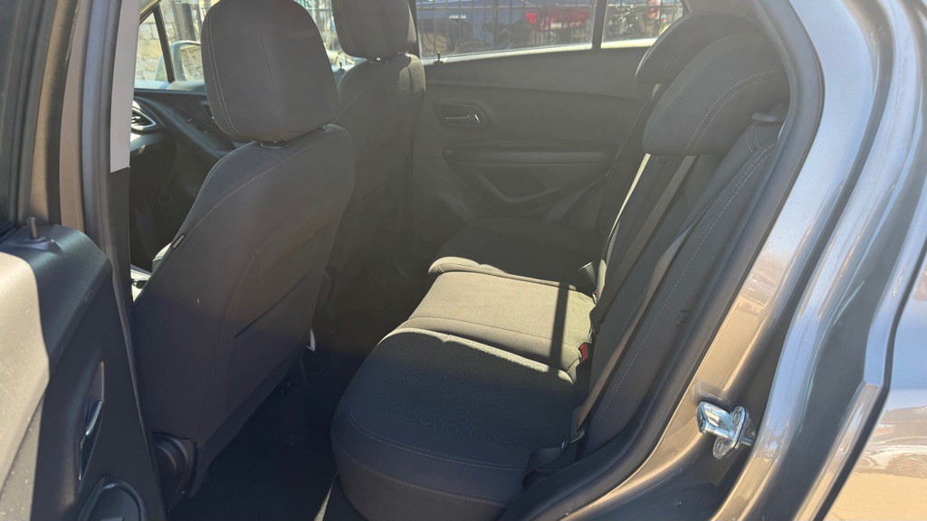 2022 Chevrolet Trax Image 12