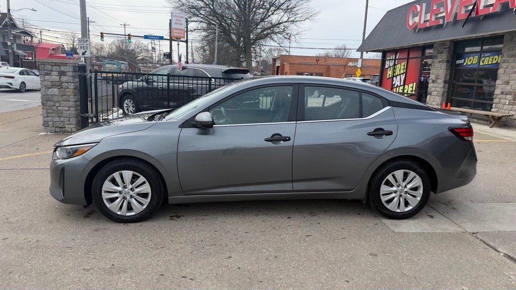2024 Nissan Sentra Image 2