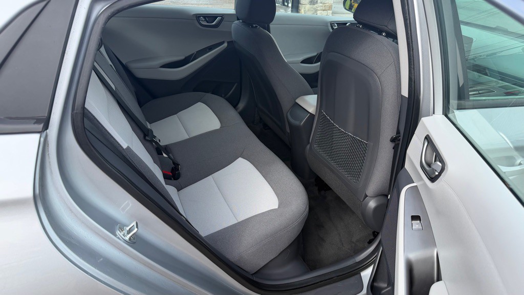 2020 Hyundai Ioniq Image 11