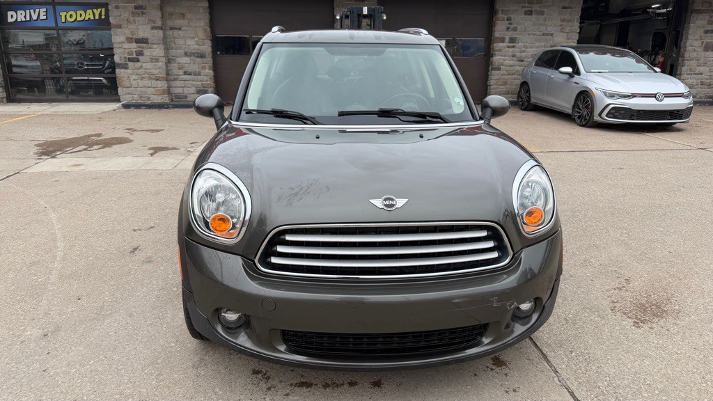 2014 MINI Cooper Image 8