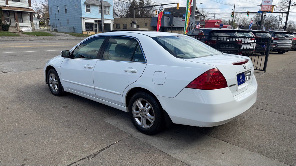 2006 Honda Accord Image 3