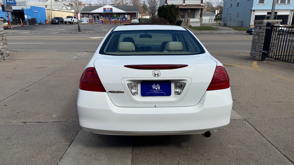 2006 Honda Accord Image 4