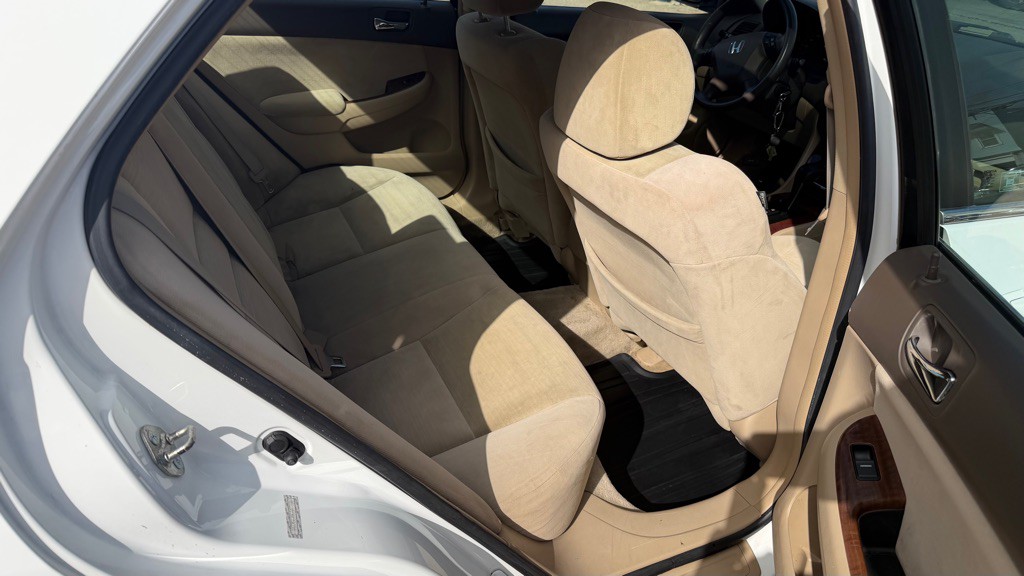 2006 Honda Accord Image 10