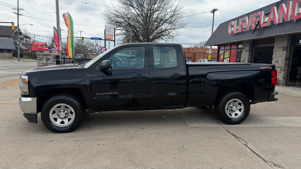 2016 Chevrolet Silverado 1500 Image 2