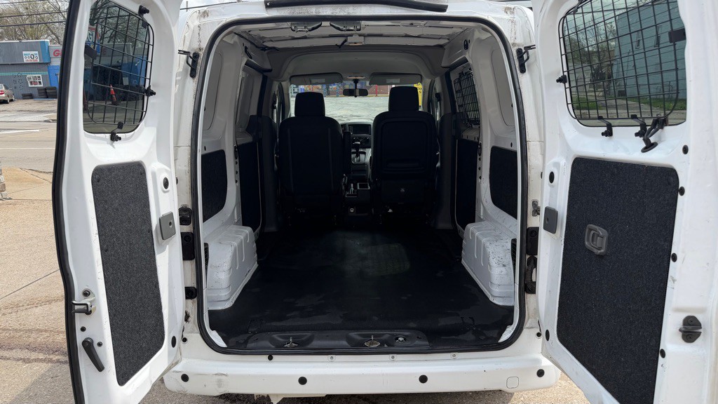 2020 Nissan NV200 Image 9