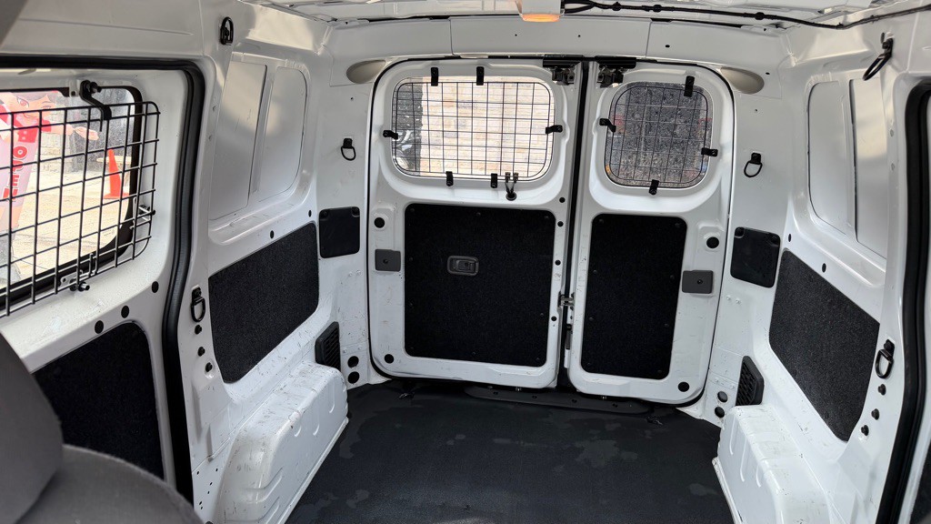 2020 Nissan NV200 Image 12