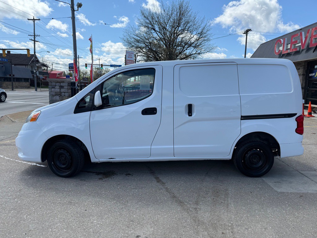 2020 Nissan NV200 Image 2