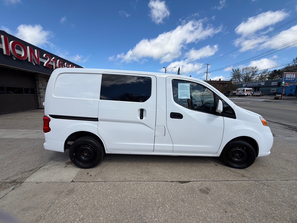 2020 Nissan NV200 Image 9