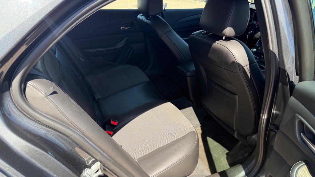 2015 Chevrolet Malibu Image 10