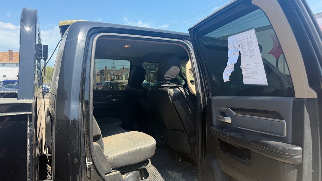 2019 RAM 3500 Image 8