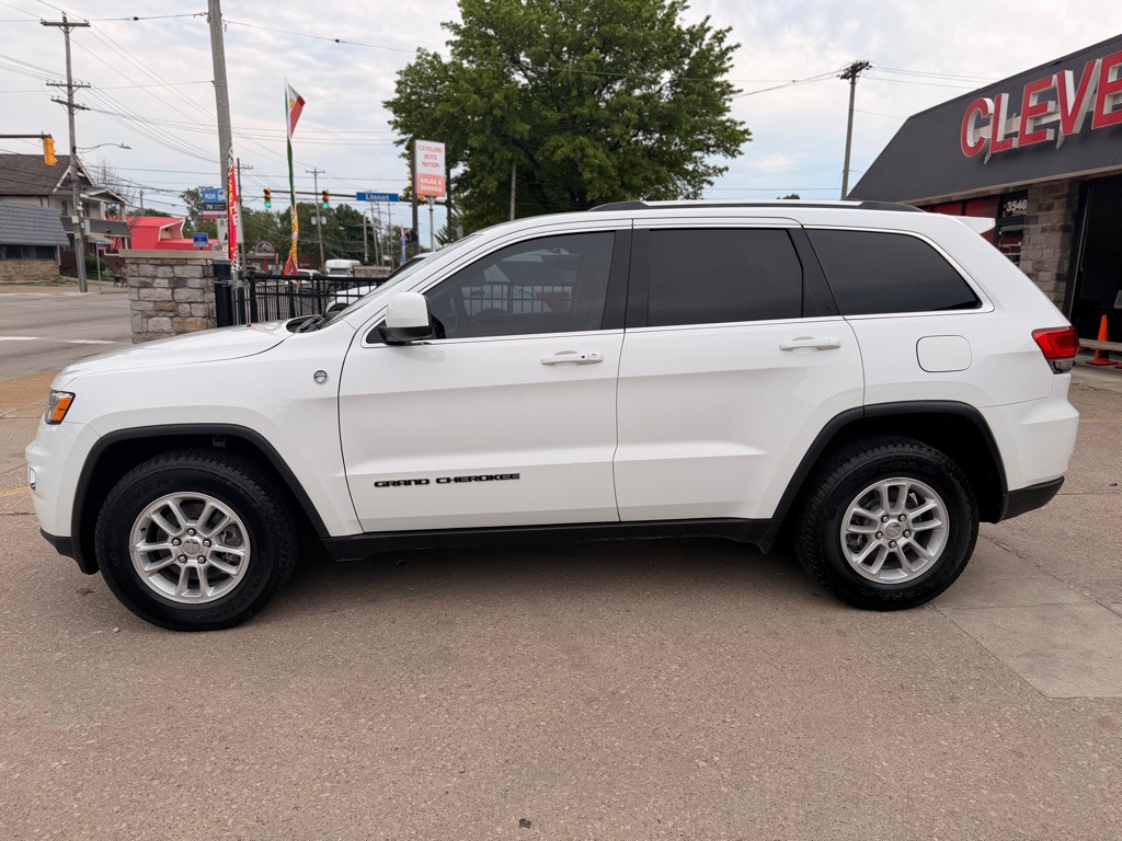 2018 Jeep Grand Cherokee Image 2