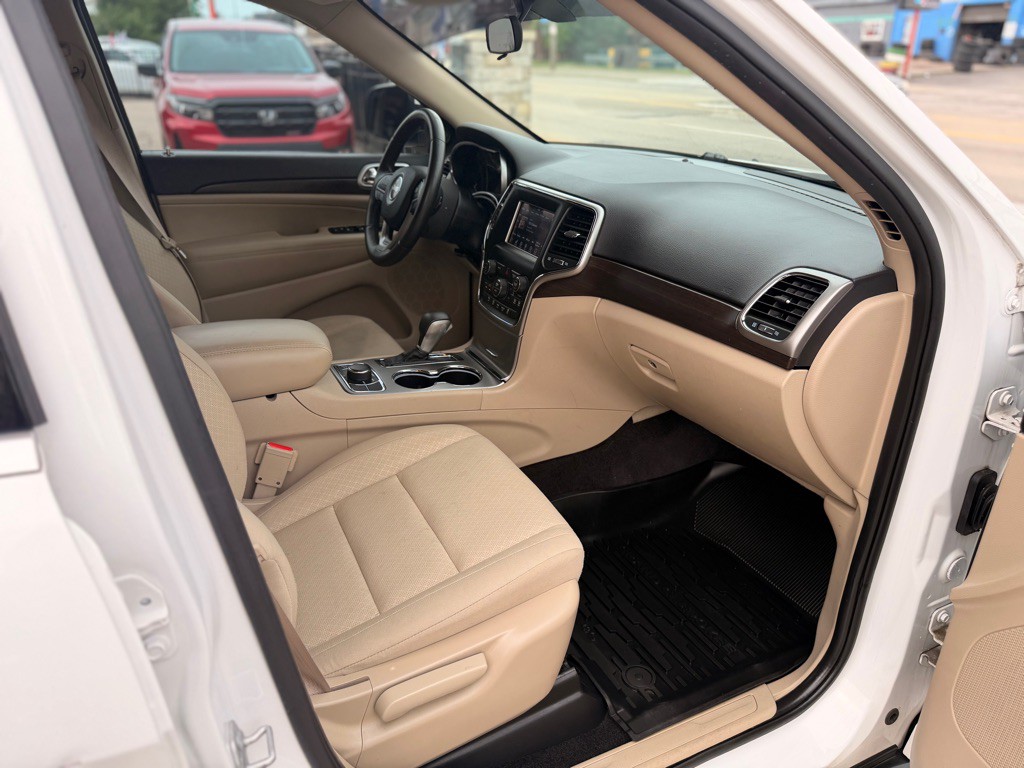 2018 Jeep Grand Cherokee Image 11