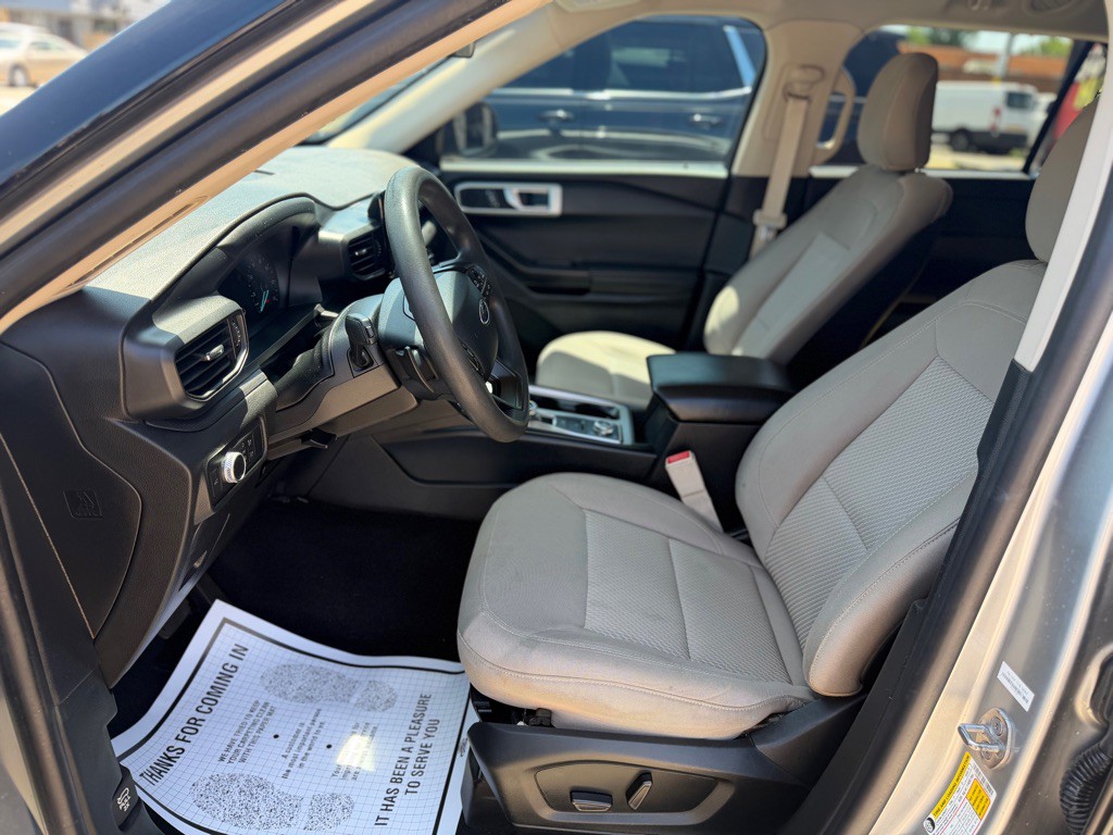 2020 Ford Explorer Image 16