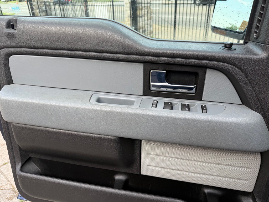 2012 Ford F-150 Image 9