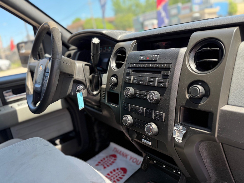 2014 Ford F-150 Image 11