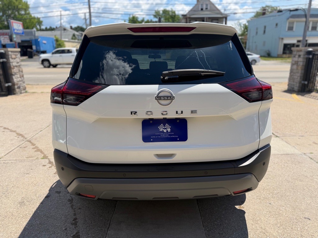 2023 Nissan Rogue Image 4