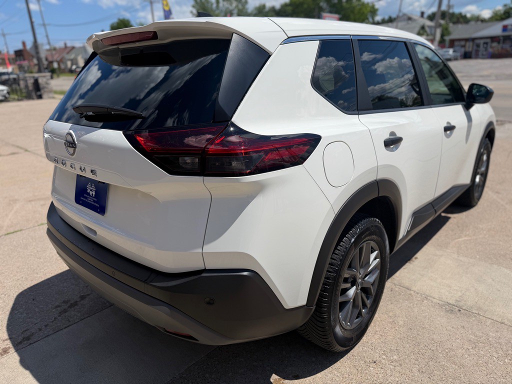 2023 Nissan Rogue Image 5