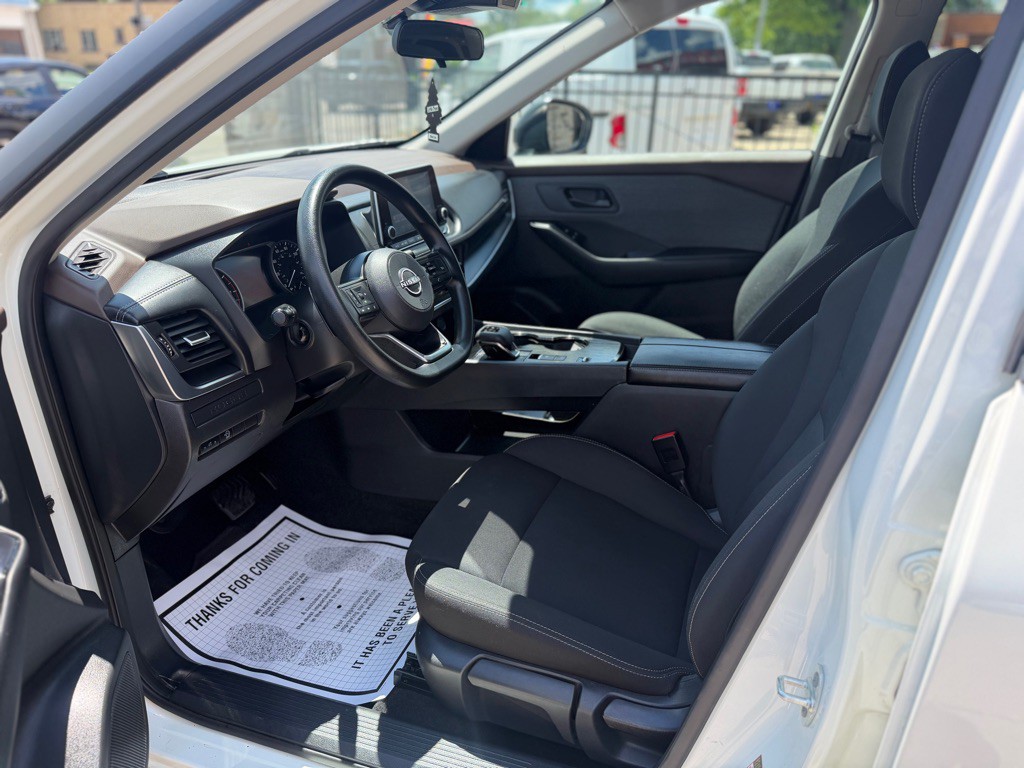 2023 Nissan Rogue Image 13