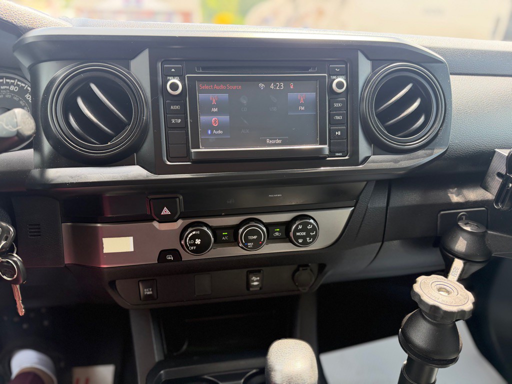 2019 Toyota Tacoma Image 13